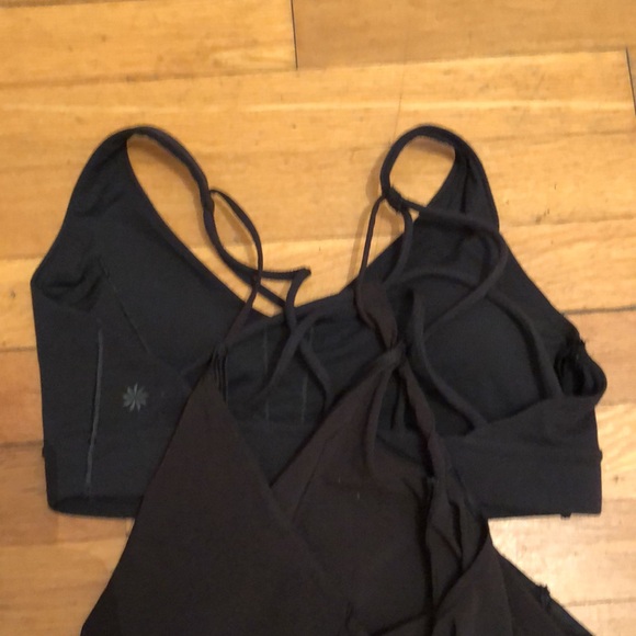Athleta The Solace Support Tank Top in Black, size Small - Picture 9 of 11